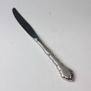 Oneida Michelangelo Stainless Steel Dinner Knife Vintage Ornate Scalloped 9.25in